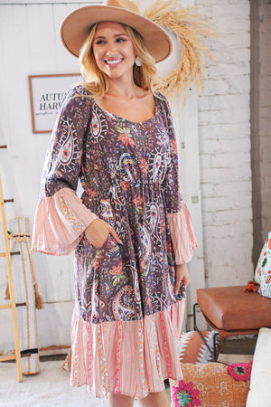 Berry Ethnic Paisley Sweet Heart Neck Bell Sleeve Dress
