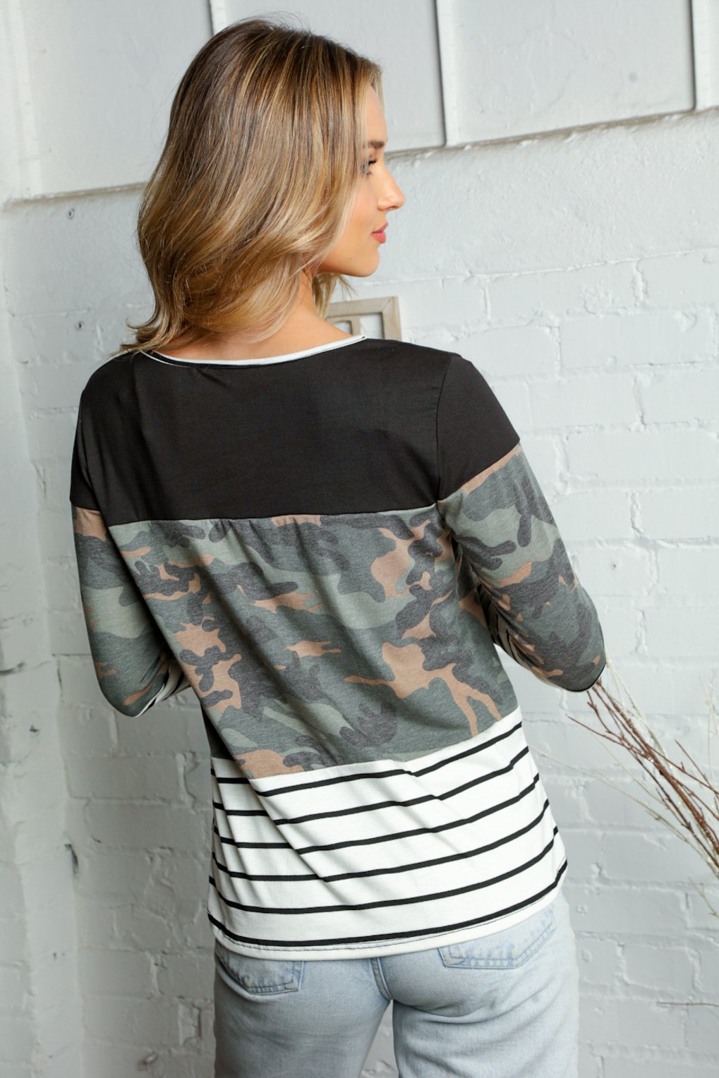 Camo Print Color Block Stripe Pocket Top
