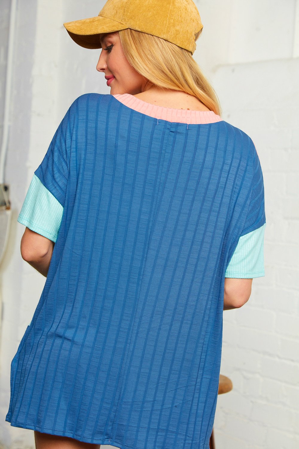 Rib Color Block V Neck Knit Top